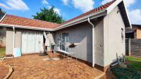 Flatlet - 55 square meters of property in Esther Park