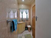 Main Bathroom - 5 square meters of property in Esther Park