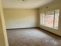 Dining Room of property in Crystal Park