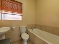 Bathroom 1 - 5 square meters of property in Crystal Park