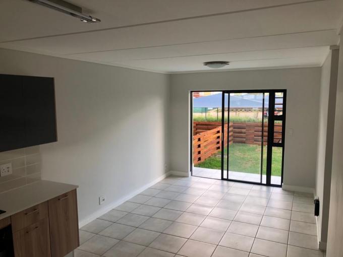 2 Bedroom Apartment for Sale For Sale in Pretoria North - MR654957