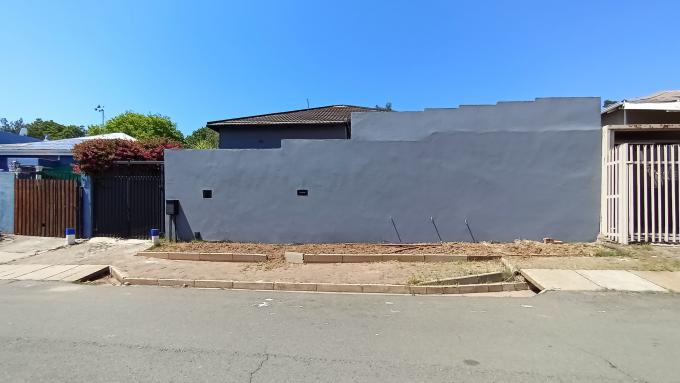 6 Bedroom Freehold Residence for Sale For Sale in Westdene (JHB) - Private Sale - MR654961