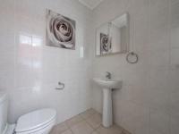 Bathroom 1 of property in Milnerton