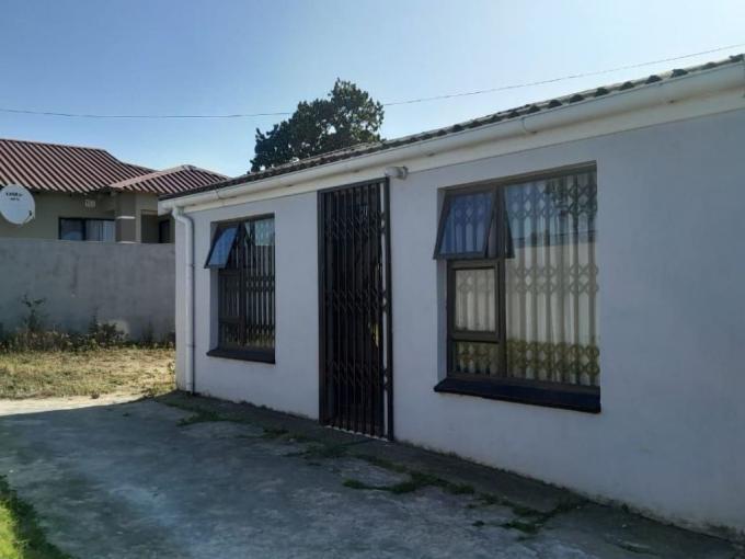 House for Sale For Sale in Mdantsane - MR655256