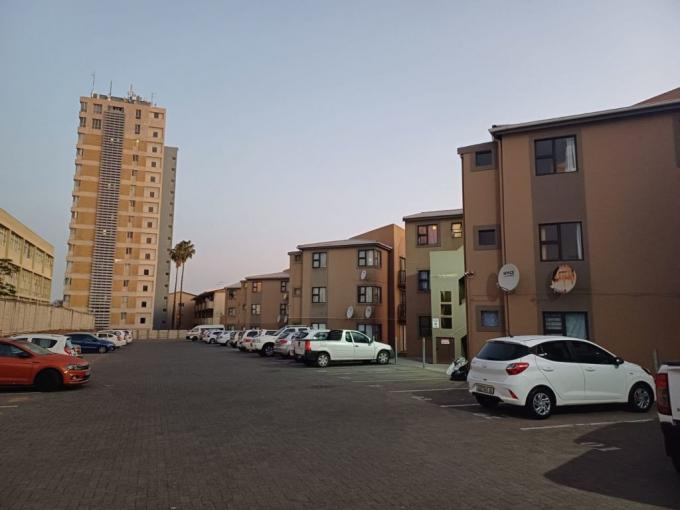 2 Bedroom Apartment for Sale For Sale in Southernwood - MR655258