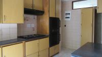 Kitchen - 13 square meters of property in Randpark Ridge