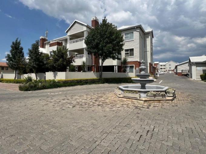 2 Bedroom Apartment for Sale For Sale in Greenstone Hill - MR655448