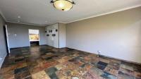 Main Bedroom of property in Sinoville