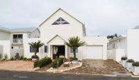  of property in Stilbaai (Still Bay)