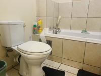 Bathroom 1 of property in Atteridgeville