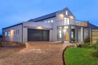  of property in Stilbaai (Still Bay)