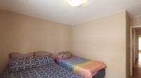 Bed Room 2 - 14 square meters of property in Mondeor