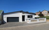  of property in Stilbaai (Still Bay)