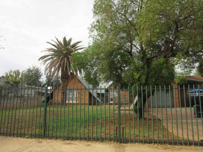 5 Bedroom House for Sale For Sale in Vryburg - MR655627