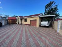 3 Bedroom 2 Bathroom House for Sale for sale in Gonubie