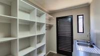 Scullery - 7 square meters of property in Crystal Park