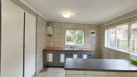 Kitchen - 26 square meters of property in Ocean View - DBN