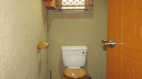 Guest Toilet - 3 square meters of property in Glenvista