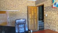 Study - 15 square meters of property in Glenvista