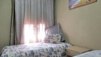 Bed Room 2 - 9 square meters of property in Glenvista