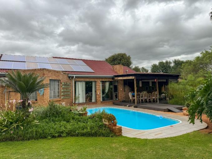 Smallholding for Sale For Sale in Raslouw - MR656002