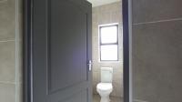 Bathroom 3+ - 47 square meters of property in Florida Park