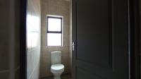 Bathroom 3+ - 47 square meters of property in Florida Park