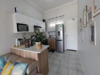 Kitchen - 9 square meters of property in Lilianton