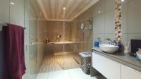 Main Bathroom - 16 square meters of property in Rietfontein