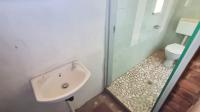 Bathroom 2 of property in Delmas