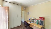 Flatlet - 38 square meters of property in Brighton Beach