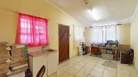 Flatlet - 38 square meters of property in Brighton Beach