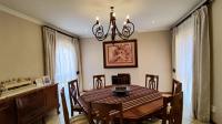 Dining Room - 19 square meters of property in Bedfordview