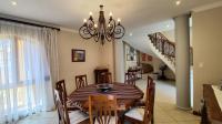 Dining Room - 19 square meters of property in Bedfordview