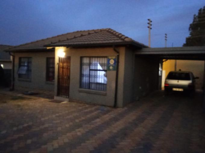 3 Bedroom House for Sale For Sale in Bloubosrand - MR656181