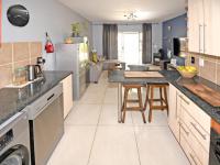 Kitchen - 10 square meters of property in Rynfield