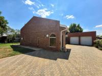 3 Bedroom 2 Bathroom House for Sale for sale in Riebeeckstad