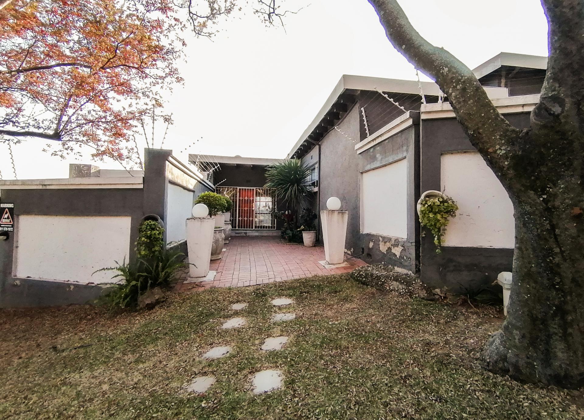  of property in Kloofendal