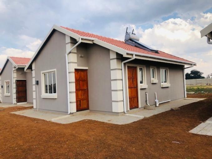 2 Bedroom House for Sale For Sale in Germiston - MR656414