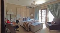 Bed Room 1 - 22 square meters of property in Sandhurst