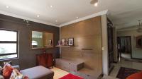 Lounges - 71 square meters of property in Sandhurst