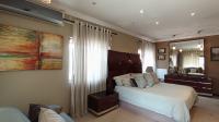 Main Bedroom - 38 square meters of property in Sandhurst