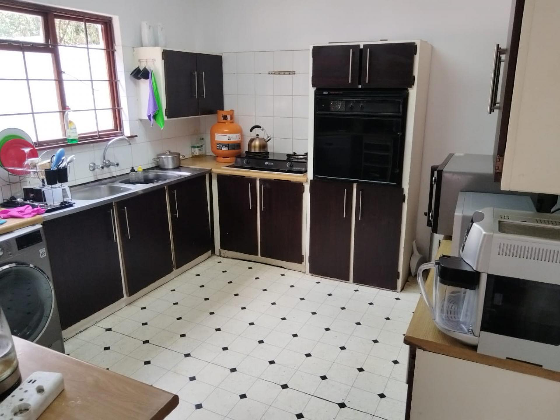 Kitchen of property in Parkmore