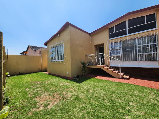 3 Bedroom House for Sale For Sale in Kensington - JHB - MR656484