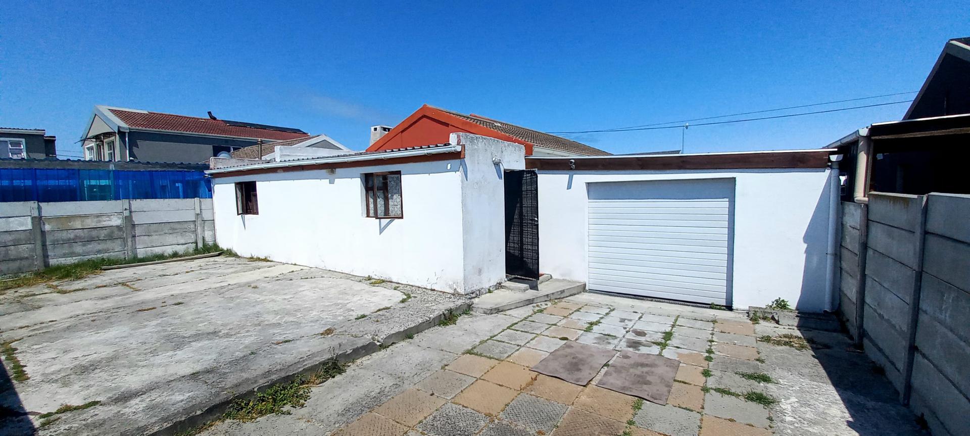  of property in Strandfontein