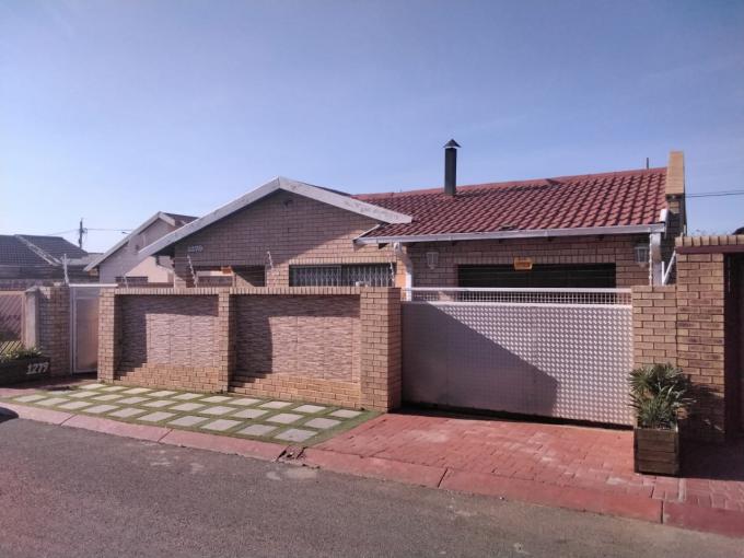 3 Bedroom House for Sale For Sale in Protea Glen - MR656658