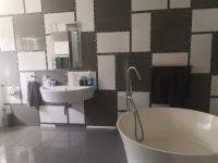 Main Bathroom of property in Vaalpark