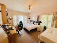  of property in Glenvista