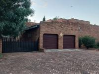 3 Bedroom 2 Bathroom House for Sale for sale in Bergsig - Heidelberg