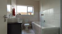 Main Bathroom - 7 square meters of property in North Riding A.H.